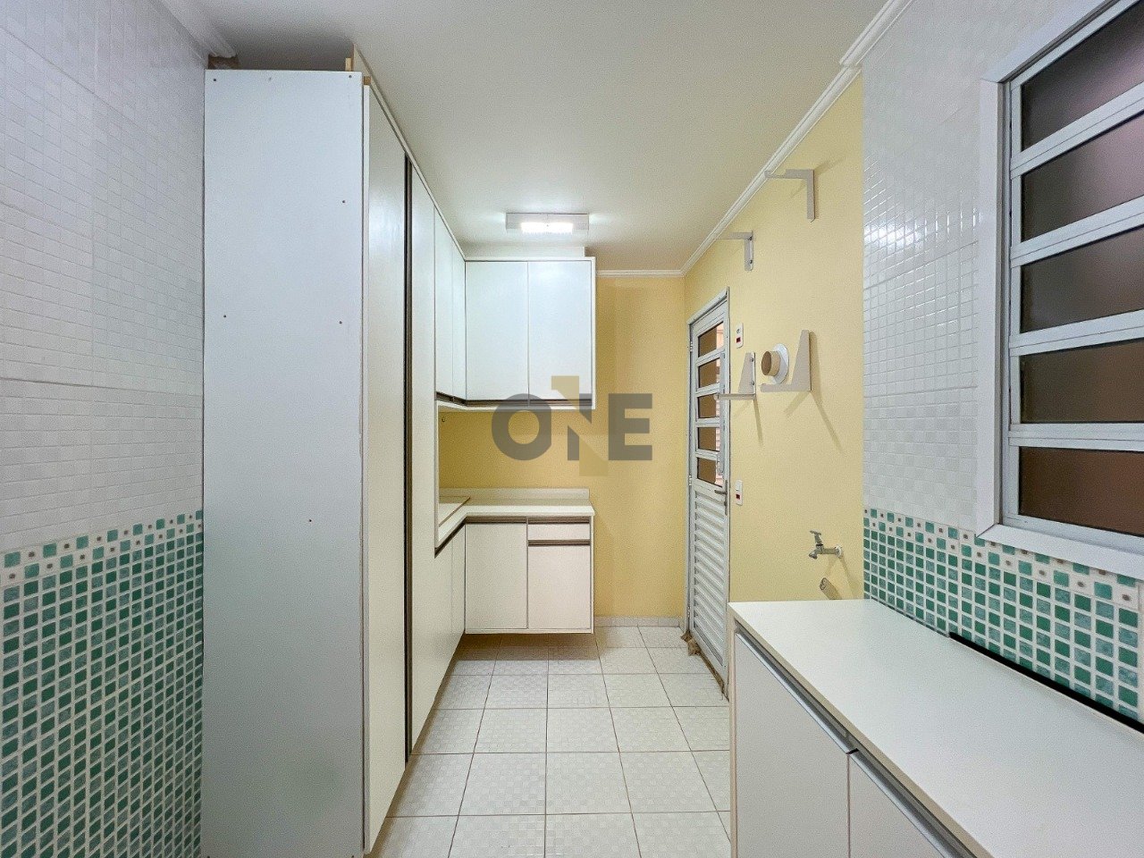 Imagem da propriedade ONE8501 12